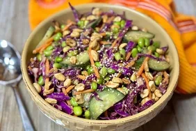 Easy Make-Ahead Crunchy Peanut Veggie Salad