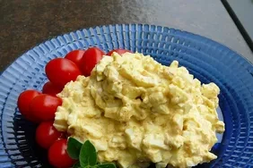 Creamy Za'atar Tahini Egg Salad