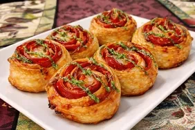 We’re Obsessed With Pizza Roses—and Will Take Them Over a Bouquet of Real Roses Any Day